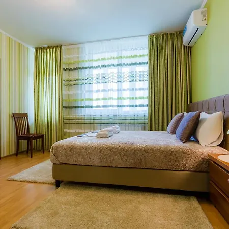 Poznyakoff Aparthotel 2* Kyiv